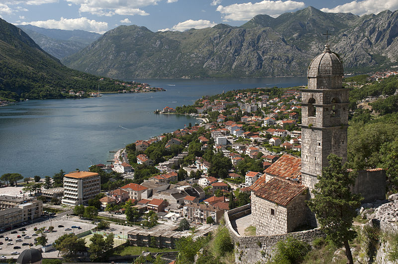 800px-20090719_Crkva_Gospa_od_Zdravlja_Kotor_Bay_Montenegro