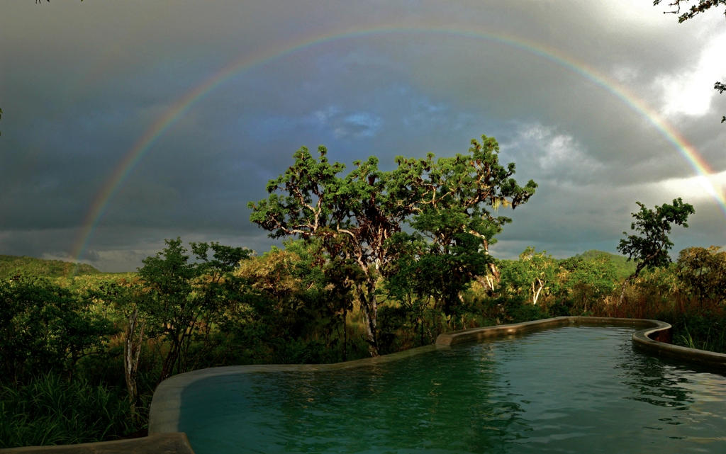 pool rainbow