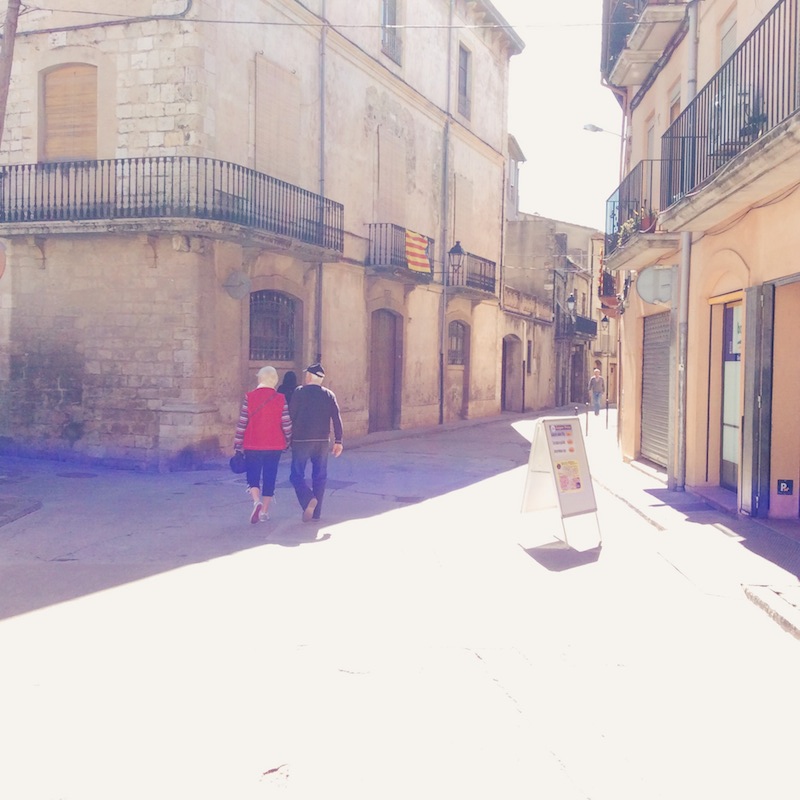 Besalu PinayTraveller